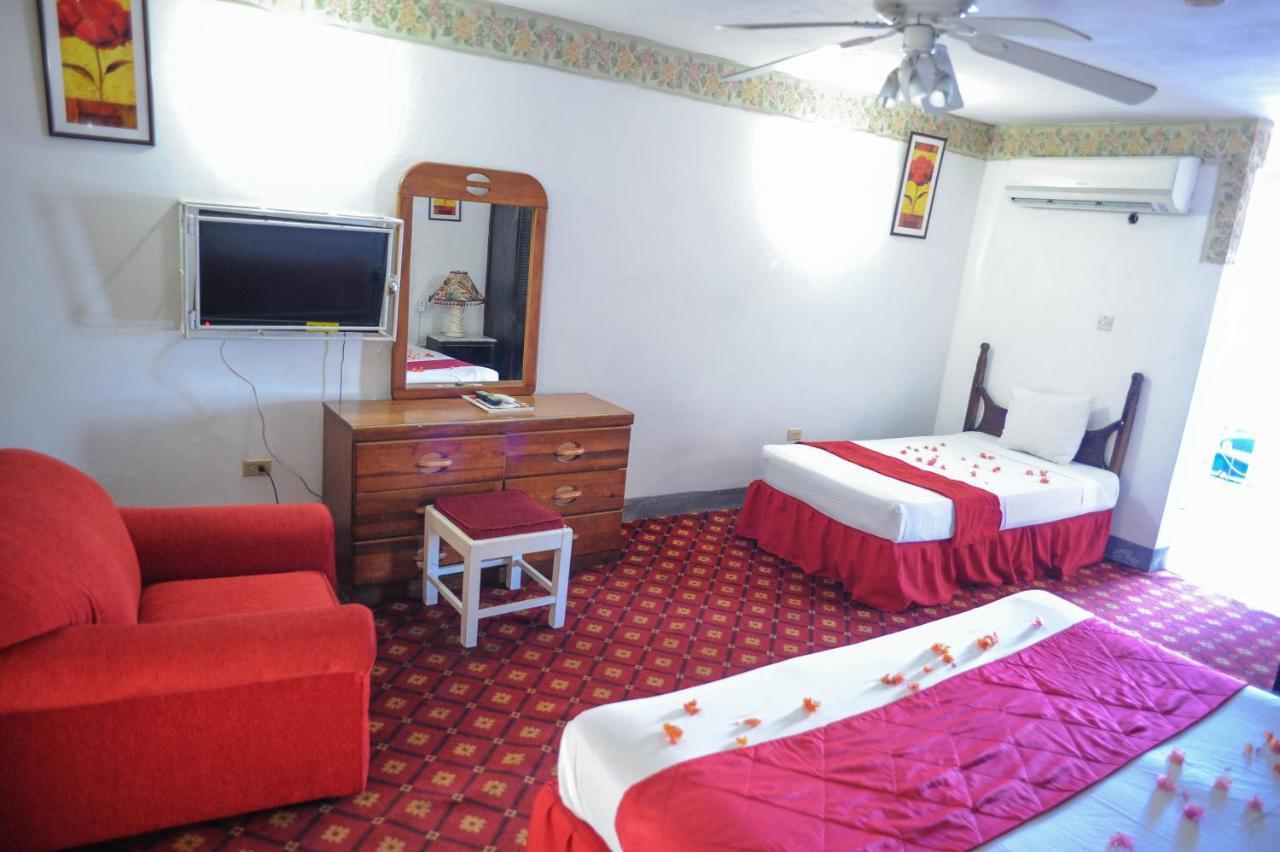 Glorianna Hotel 蒙特哥贝 外观 照片
