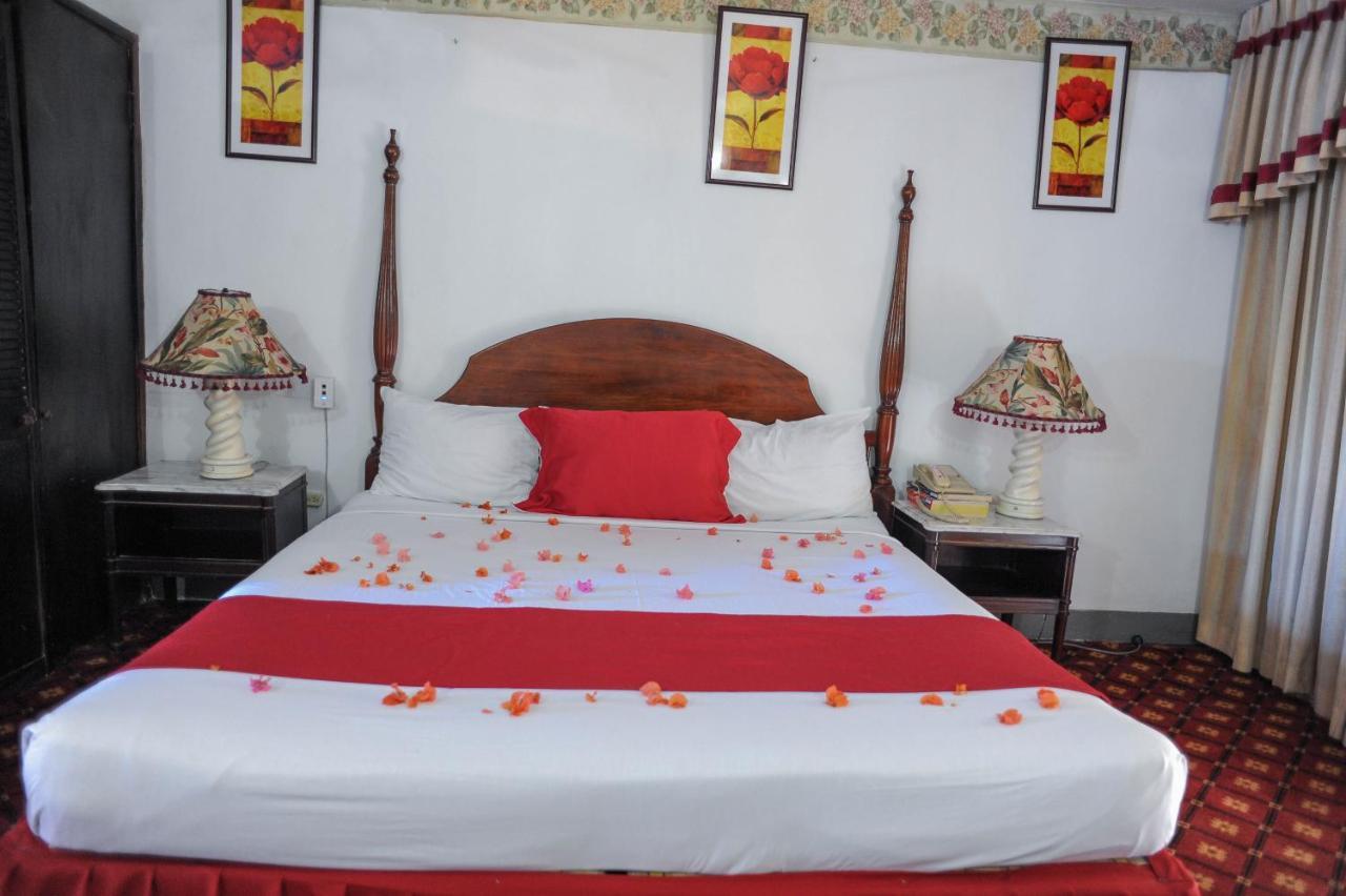 Glorianna Hotel 蒙特哥贝 外观 照片