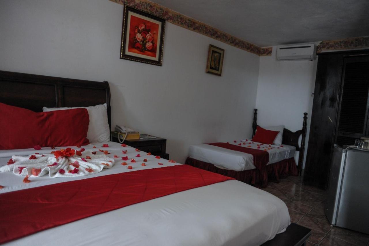 Glorianna Hotel 蒙特哥贝 外观 照片